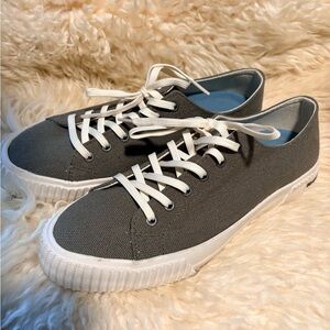 Classic Green Canvas Sneakers